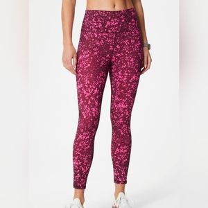 NWOT Define PowerHold® High-Waisted 7/8 Legging